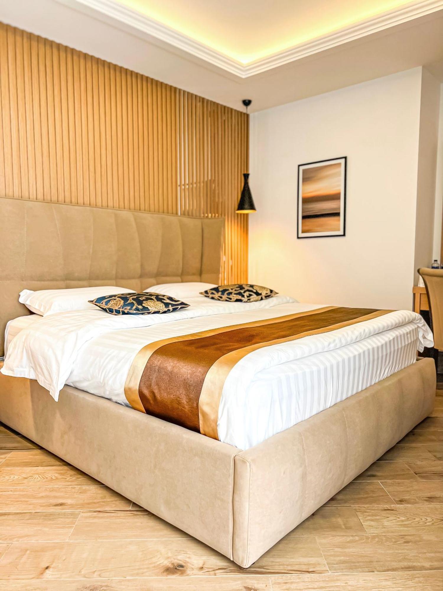 Fafa Aqua Blue Hotell Golem  Eksteriør bilde